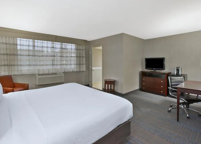 Dwtn-capitol Square By Ihg 3* Columbus