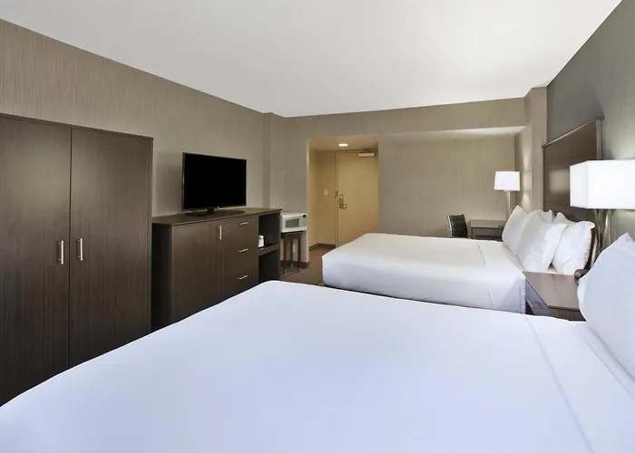 Dwtn-capitol Square By Ihg 3*