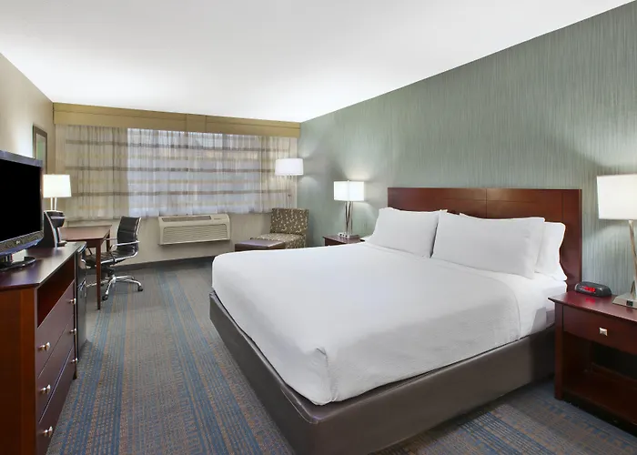 Dwtn-capitol Square By Ihg Hotel 3*