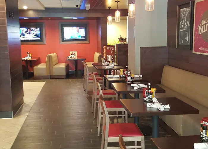 Dwtn-capitol Square By Ihg 3*