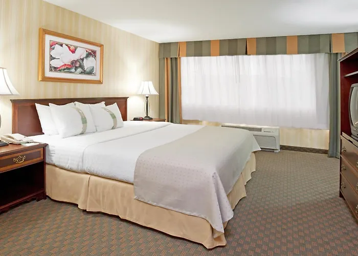 Hotel Dwtn-capitol Square By Ihg