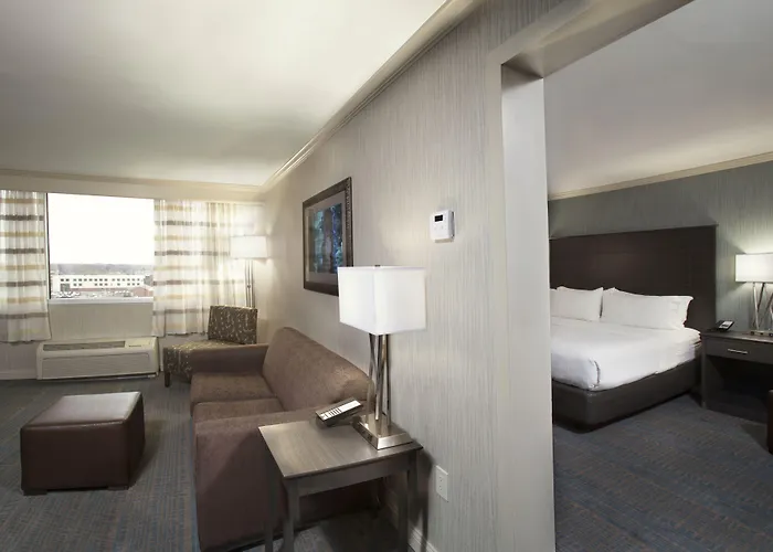 Dwtn-capitol Square By Ihg Hotel Columbus